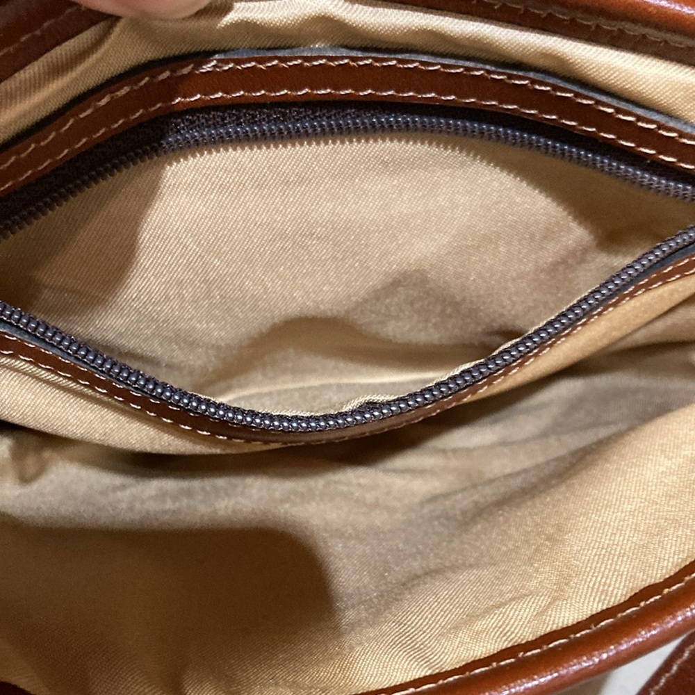 Del Rio Leather Bag - Picture 7 of 12